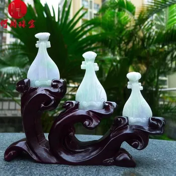 

Hezhou jewelry!Myanmar natural jade!Exquisite hand carving!Guzheng pendant!Exquisite workmanship0.34jins