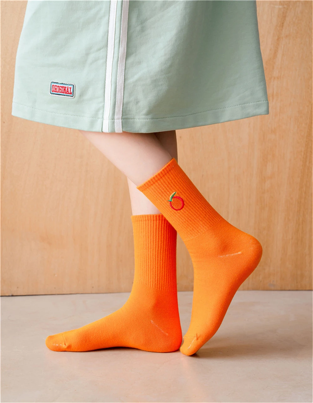Frauen Neue Cartoon Stickerei Obst Weiche Baumwolle Socken Atmungs Mode Nette Literarischen Junge Adrette Dropship – Detail 10