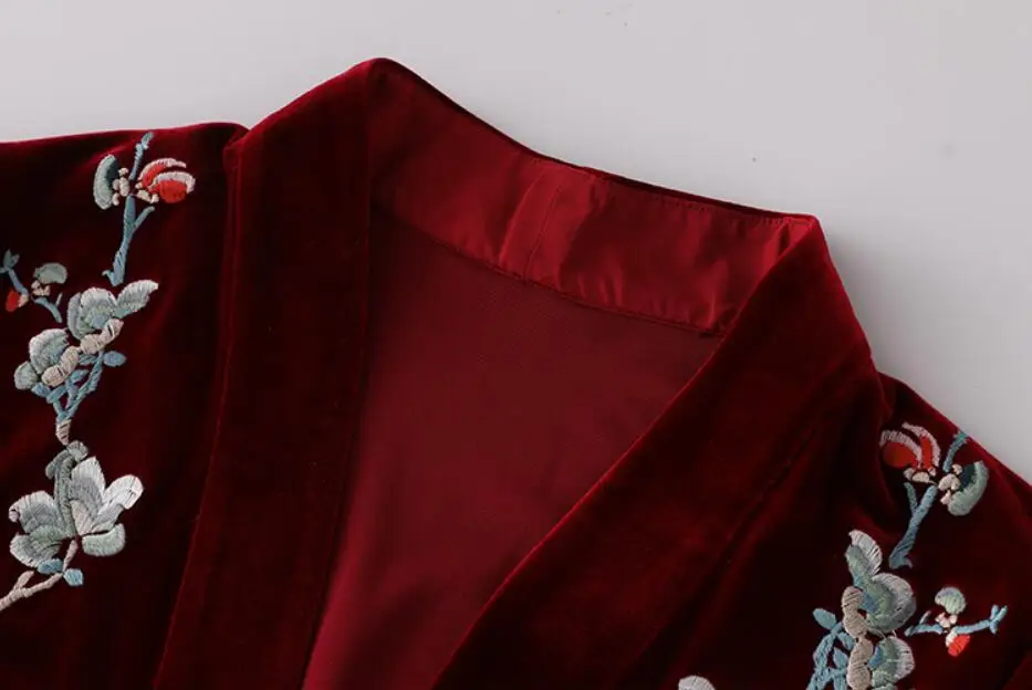 Осенний Бархатный комплект из двух предметов в китайском стиле, Ретро Вышивка, Лепестковые рукава, пальто+ прямые штаны, Женский комплект 2 шт. M-2XL