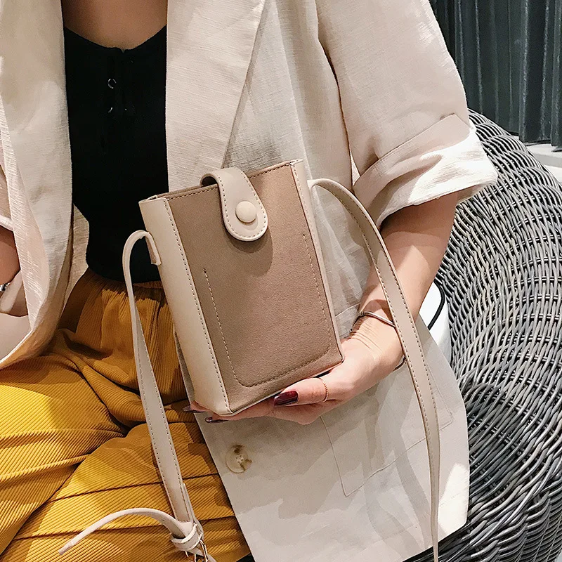 

Mini bucket bag 2019 autumn new Korean version of Joker Messenger bag small matte texture shoulder phone bag