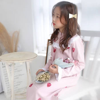 

New Kids Long Sleeve Button Lace Stitching Princess Nightdress Lovely Strawberry Printed Girls Children Clothing 2-12 Years