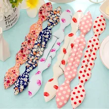 

2PCS Furling Girl 1PC Floral Dots Lips Style Bunny Ears Magic Sponge Hair Styling Bun Maker Twist Curler Tool Hair Accessory