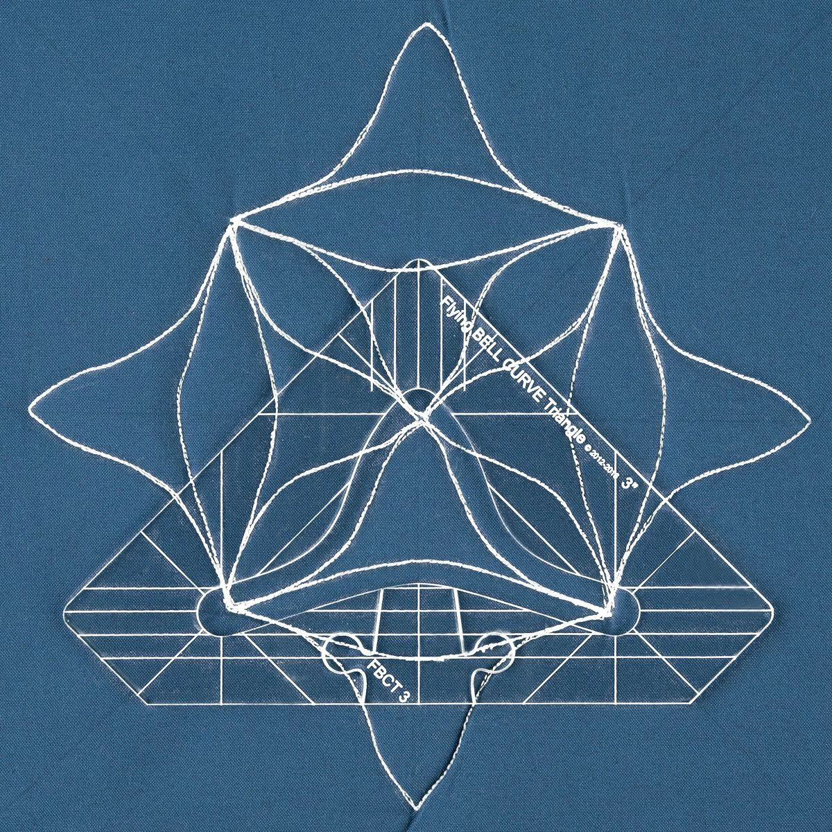 Flying Bell Curve triangleS набор из 5 шаблонов для домашней швейной машины с низким хвостовиком# FBCT-5#1 набор = 5 шт