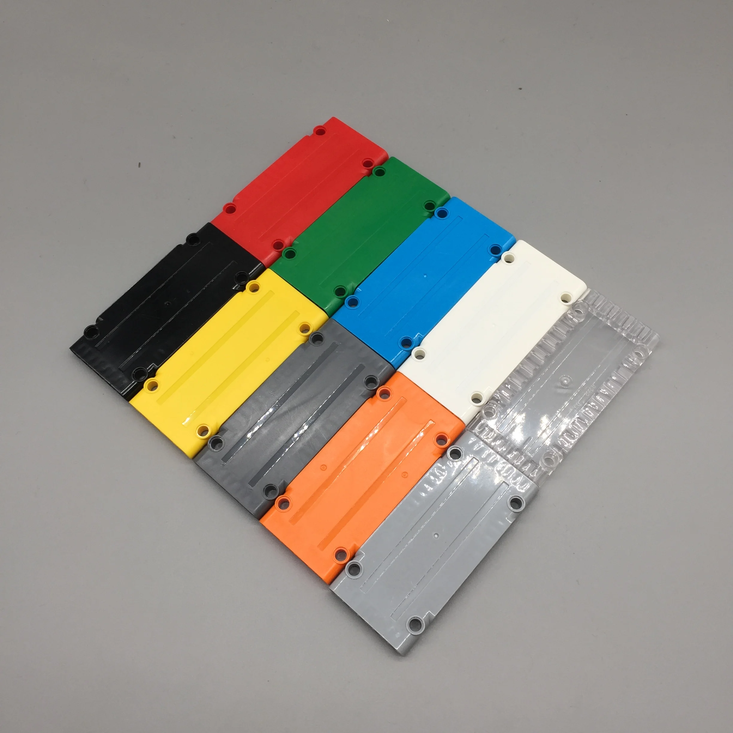 

4Pcs/lot 13 Colors Technic MOC Brick Parts Panel Plate 1x5x11 DIY Kid Building Blocks MOC Brick Set fit For legoes 64782