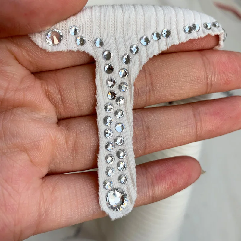 Сексуальный летний белый короткий топ футболки без рукавов со стразами Короткий Бюстье Топ Атласный топ топики женское нижнее белье