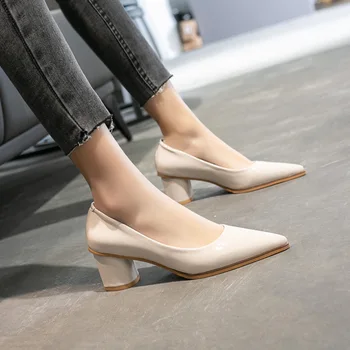 

2020 spring new trendy women's shoes pointed thick heel casual height-increasing work shoes shallow mouth British style Four