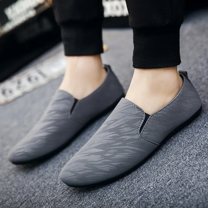 

MoneRffi 2019 Fashion Men Casual Shoes Men Loafers Moccasins Slip On Flats Loafers Male Moccasins Boat Walking Driver Footwear