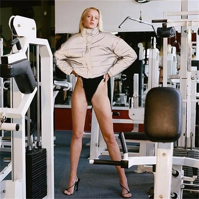 9351555919_555933741