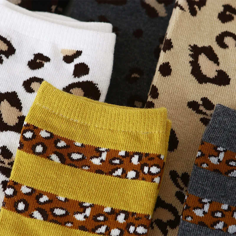 Leopord Pattern Socks Women's Autumn And Winter Tube Socks Cotton Net Red of Bunching Socks Fashion Retro Fashion Socks