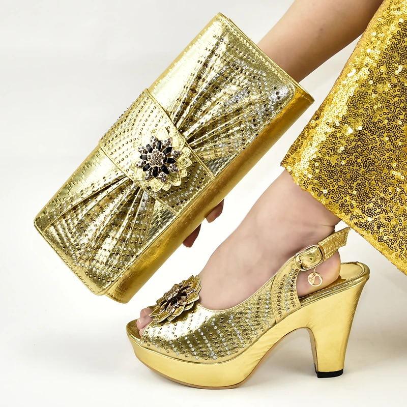 

Aso ebi shoe and bag in gold color with many stones size 38 to 42 italian shoes and bag matching set SB8435-4