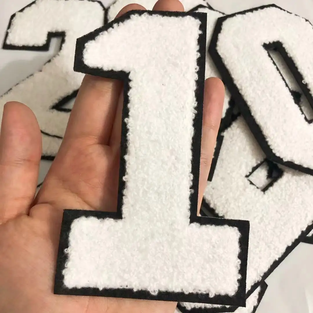 대형 흰색 디지털 셔닐 실 수 놓은 철 패치 Applique Diy 번호 배지 패치 아이 의류 가방 액세서리