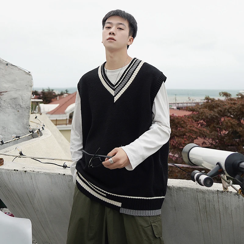 

Preppy Style Sweater Vests for University Student Mens Asymmetric Design V Neck Knitted Sweaters Harajuku Fashion Vintage Jumper