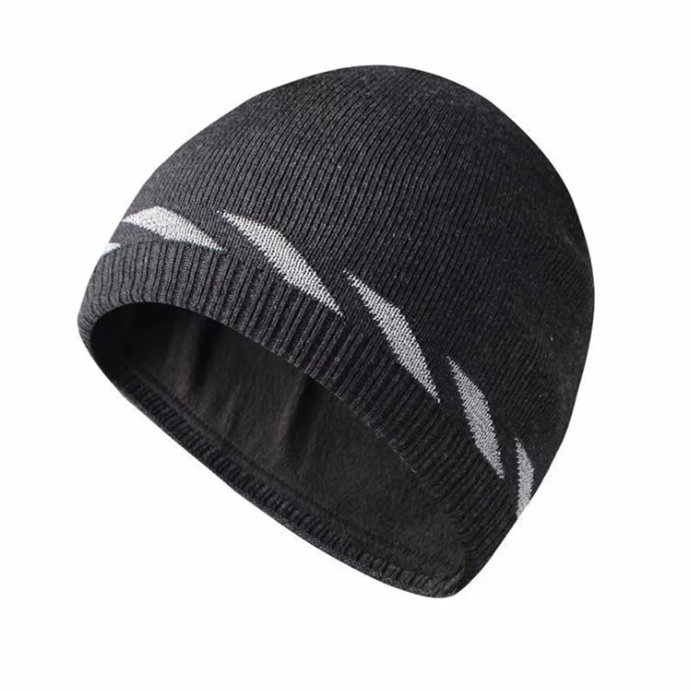 [AETRENDS] Ночная Светоотражающая вязаная шапка, теплая с флисовой подкладкой, головной убор, Повседневная вязаная шапочка, зимняя шапка, Z-9960