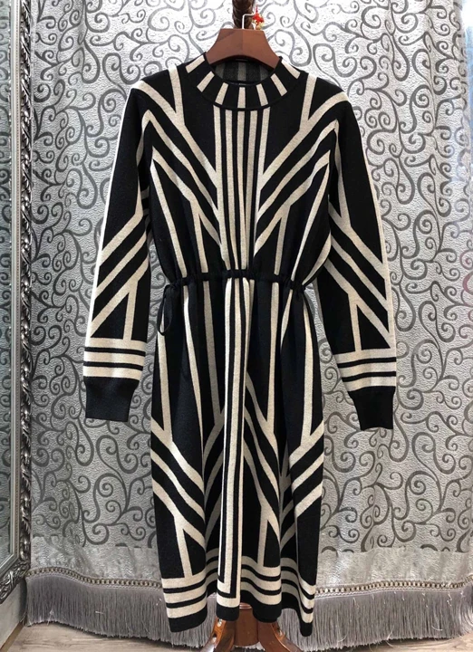 autumn and winter new female round neck striped color matching waist drawstring waist long sleeve knit dress 1022