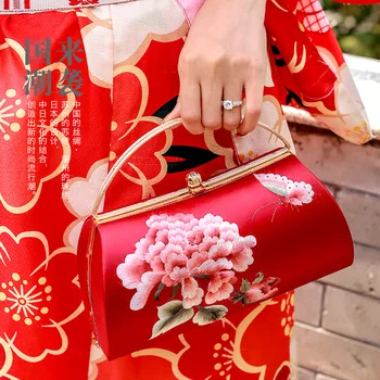 

2020 New Embroidered Bag Ladies Handbag Vintage Bag Clutch Bag Embroidered Bag Evening Bag