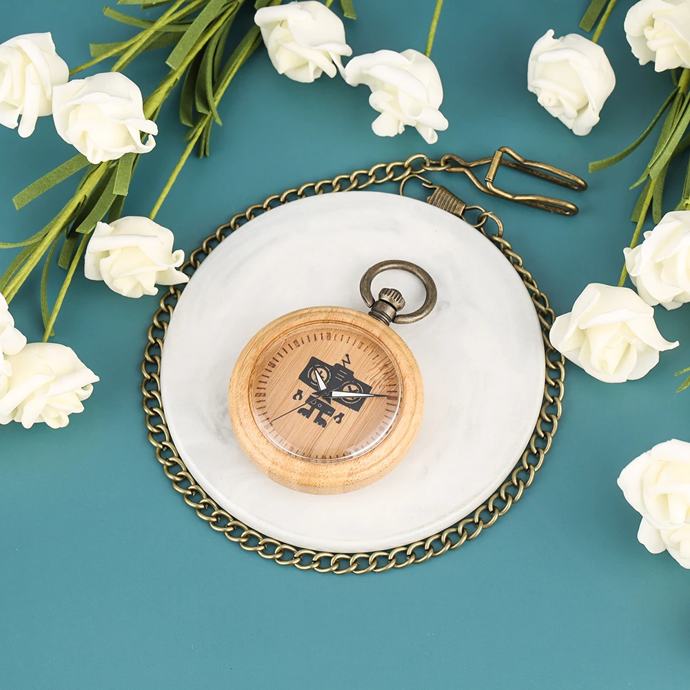 2019 New Wooden Pocket Watches Men Creative Robot Dial Bronze Necklace Chain Women Quartz Pendant Watch 2