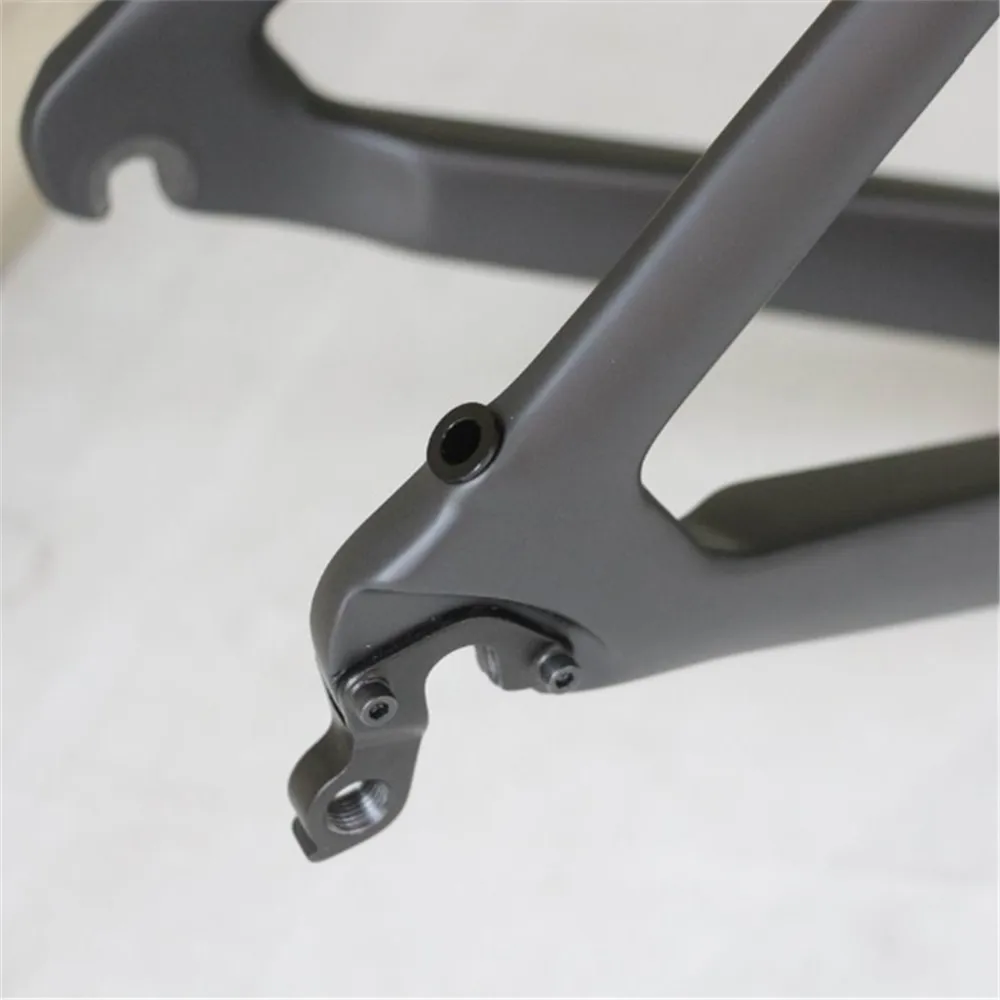 Clearance High Modulus Toray T700 carbon fiber BB86 black carbon  road bike frame FM-R06 1