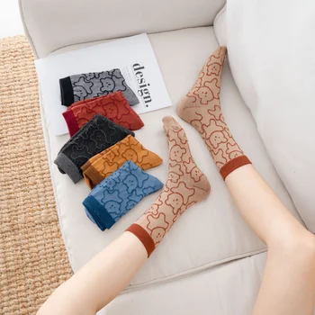 

New women's College style dark Flower Bear socks women's comfortable medium tube socks lovely student cotton socks