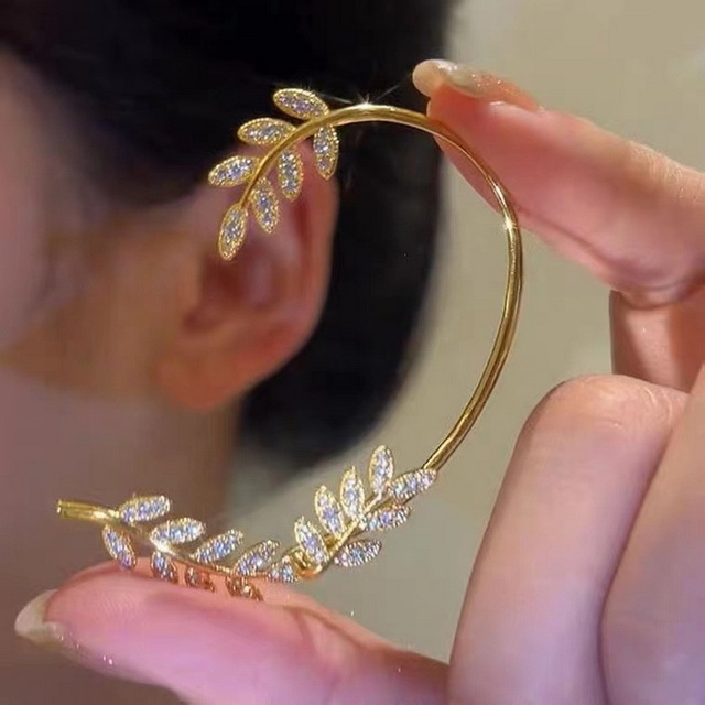 Sparkling Zircon Butterfly Leaf Gold Plated Metal Ear Cuff Women Fashion Non Piercing Clip Earrings Girl Party Jewelry