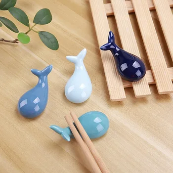

5pcs Japanese Ceramic Chopsticks Holder Creative Whale Shape Chopsticks Care Spoon Stand Rack Rest Kitchen Tableware Decoration