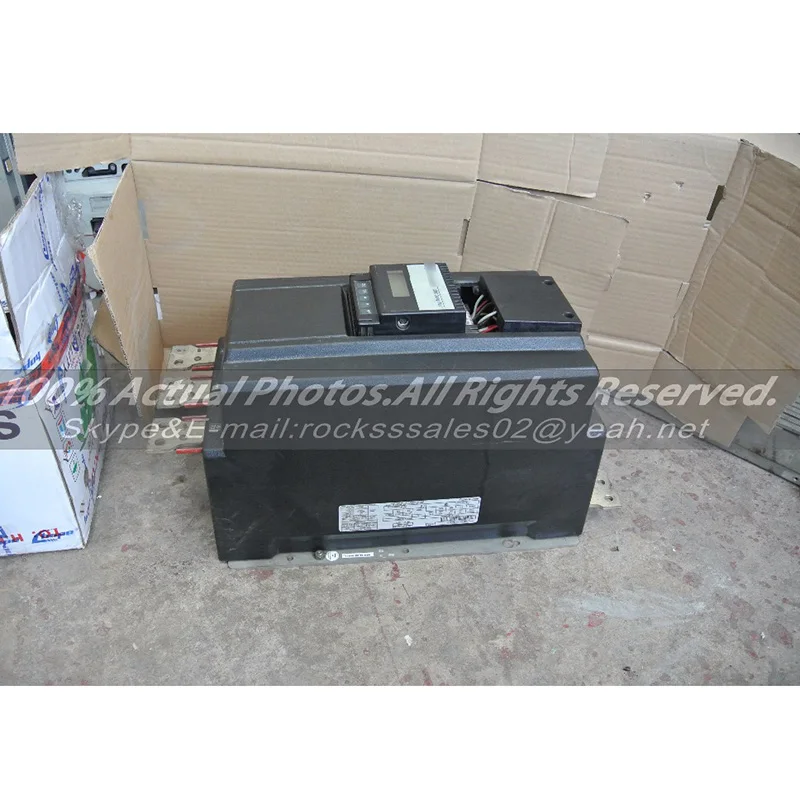

Used in Good Condition 150-B180NBDB ser.A With Free DHL / EMS