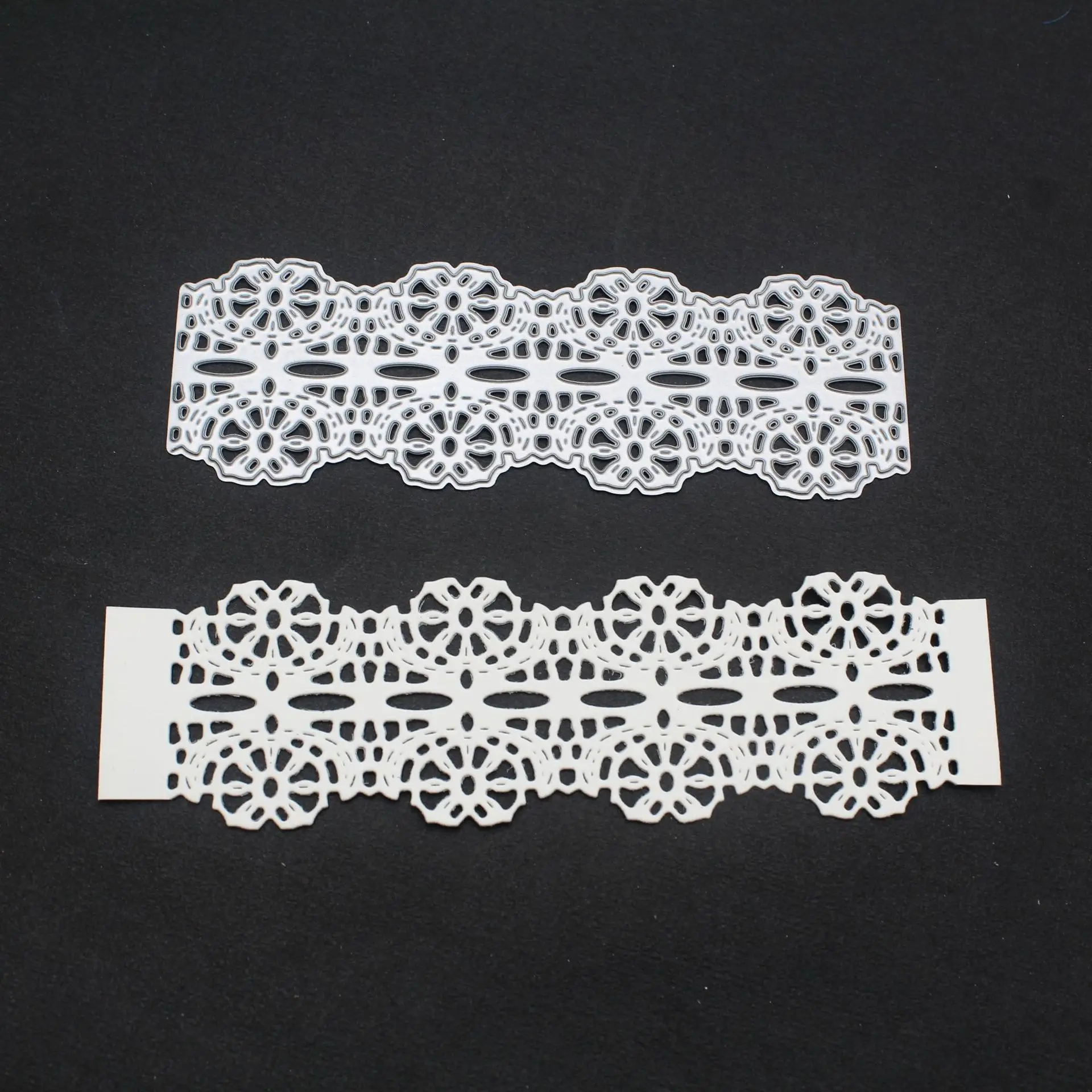 

Flower Boarder Metal Cutting Dies Stencils for DIY Scrapbooking Paper Cards Photo Album Decorative Embossing DIY Paper Cards