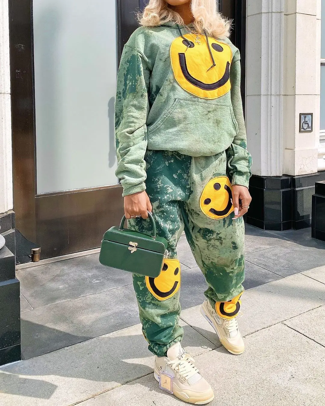

Chocomist Two-piece Fashion Streetwear Casual Smiley Face Print Women Pant Set A1009