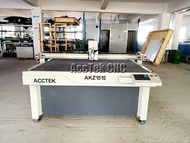 Горячая CNC Осциллирующий нож для резки искусственной кожи/CE сертификация Осциллирующий нож резак AKZ1515