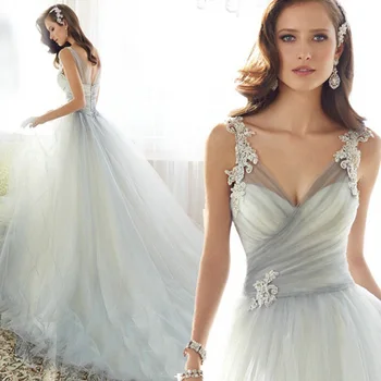 

New V Neck Lace Princess Wedding Dresses 2020 Luxury Applique Court Train Tulle Vintage A Line Sexy Bridal Gown Vestido De Noiva