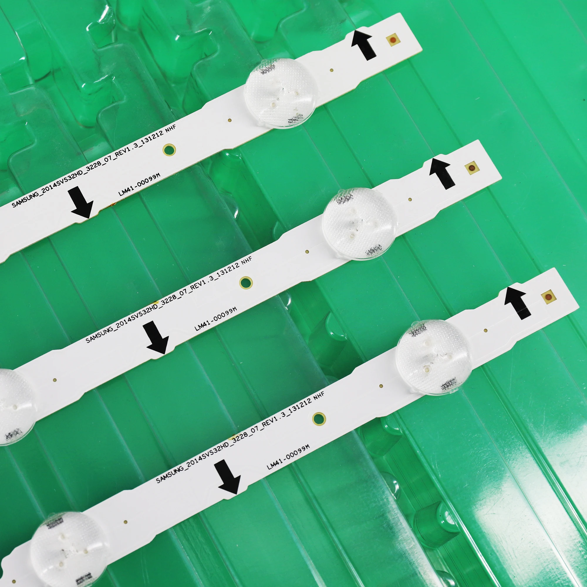 Рисунок 2 - Фонарь с подсветкой 7 ламп для