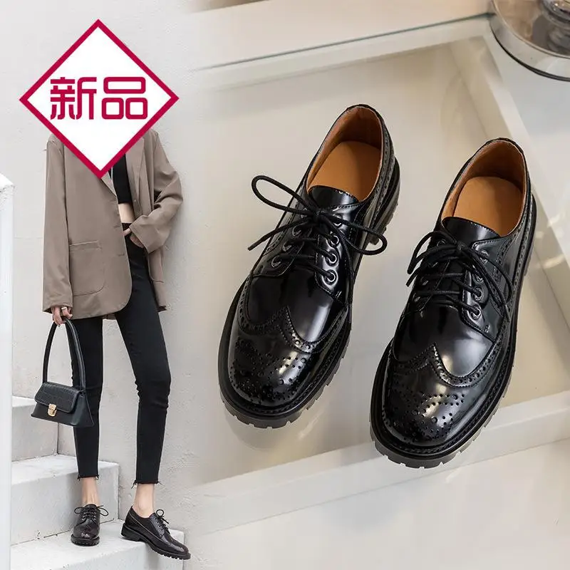 

2020 Spring New Style Varved Brogue Shoes round Low Heel Lace-up Leather Shoes Women's Patent Cowhide British Style