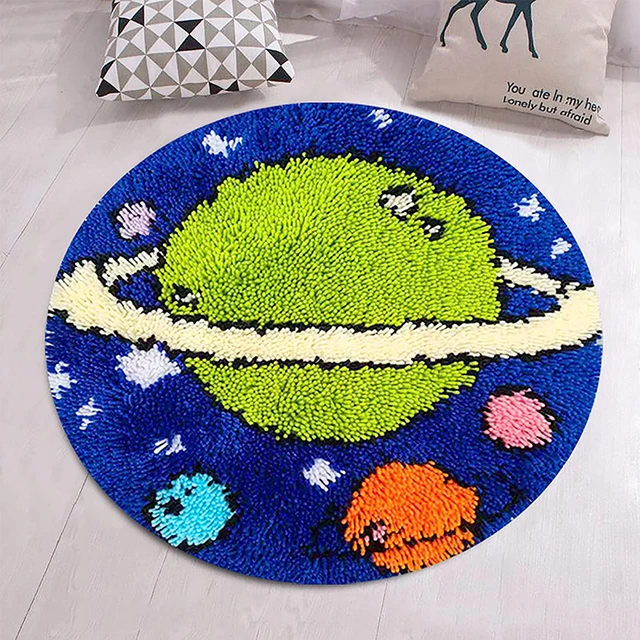 2pcs Creative Latch Hook Rug Carpet Making Crochet Carpet Work