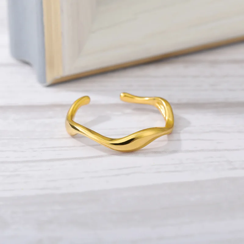 MEYRROYU Stainless Steel Gold Color Wave Rings Accessories Trend For Women Couple Gift Party Fashion Jewelry gold color rings stainless steel ring finger ring gold color ring adjustable rings jewelry accessories