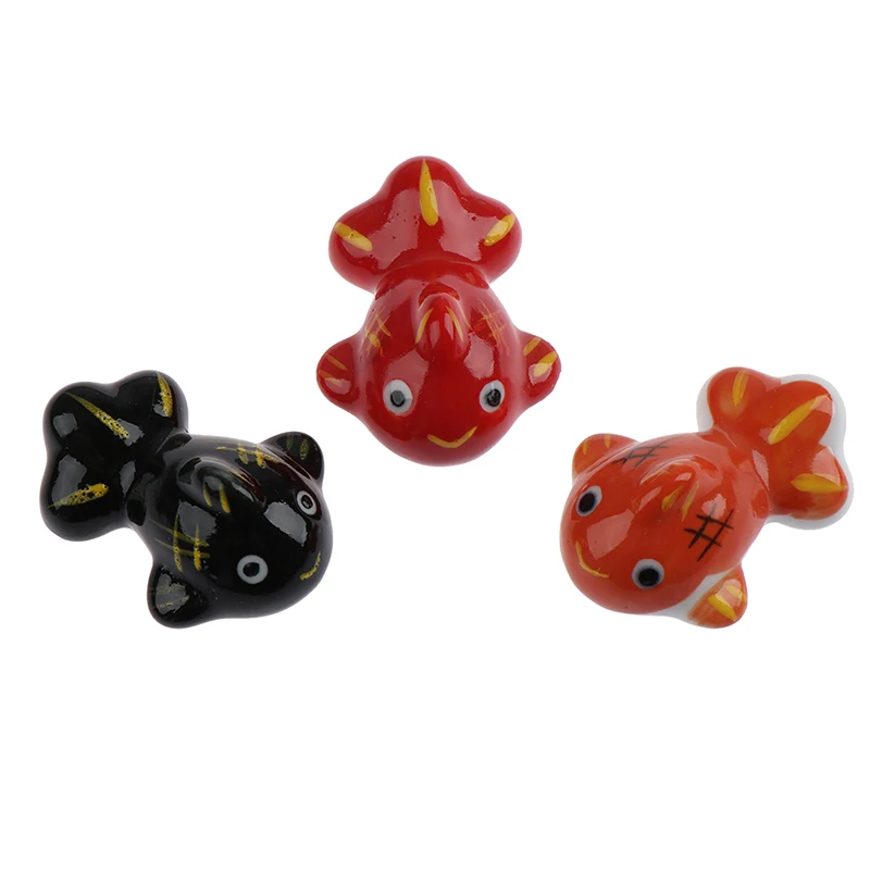 1pc Ceramic Chopsticks Cartoon Holder Rack Fish Chopsticks Holders