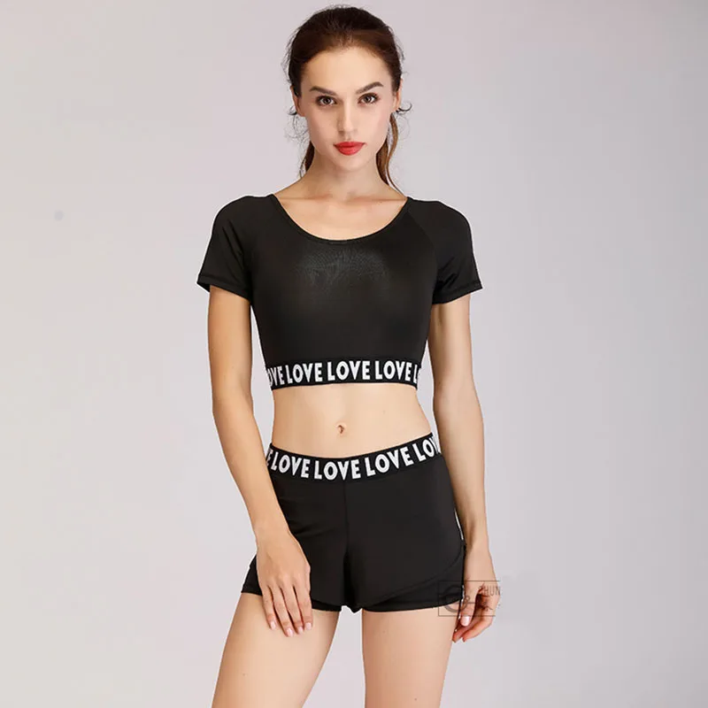 Women's Yoga Set Fashion Breathable Short Fitness 2 Piece Sportswear Fitness Wear Summer Outdoor Running Yoga Set Black Letters