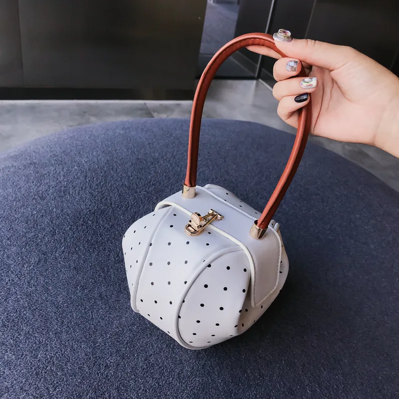 

2020 Trend New Women Bag Fashion Simple Ladies Bags Wild Simple Dot Lock Ladies Small Round Bags