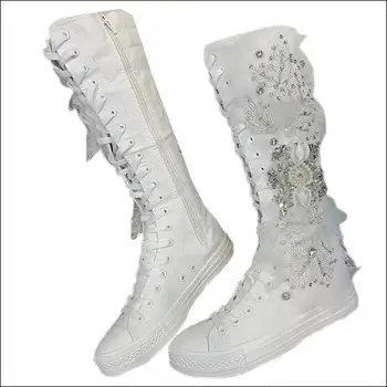 

Hand-stitched canvas hand-stitched beaded mesh high boots