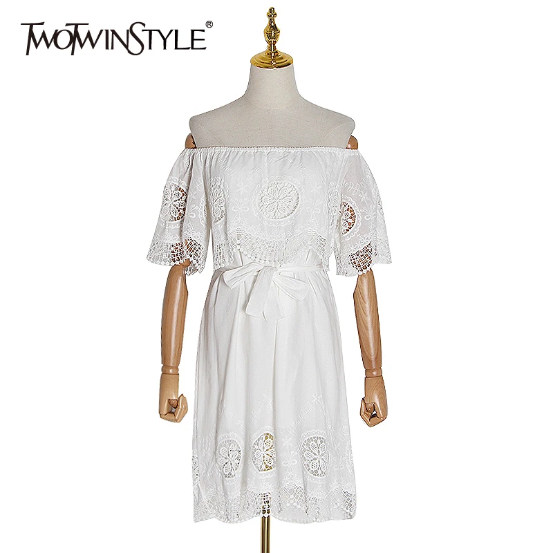 

TWOTWINSTYLE Sexy Lace Dresses Female Slash Neck Off Shoulder Short Sleeve High Waist Lace Up Mini Dress Women 2020 Fashion Tide