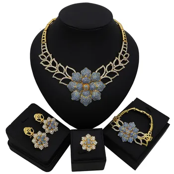 

TSROUND Jewelry Set Abstract Flower Pendant Pattern Dubai Costume Jewelry African Necklace Earring Set for Women Rhinestone