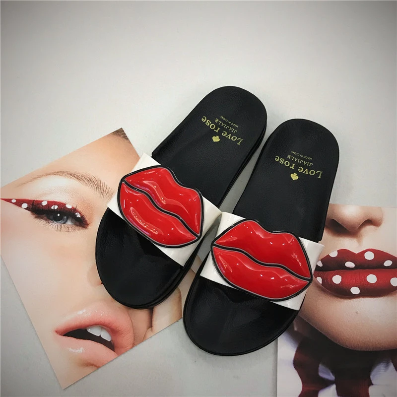 2021 Летние босоножки Женская обувь на толстой подошве Домашние домашние