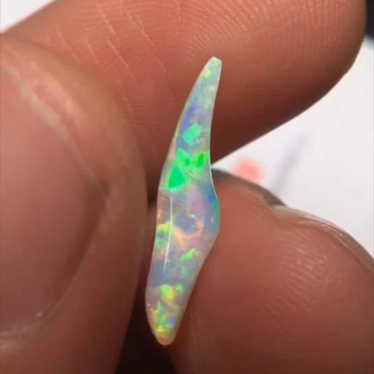 A1224 австралийского происхождения 1.505ct натуральные опалы свободные драгоценные камни бусины для изготовления ювелирных изделий для изготовления колец подвески