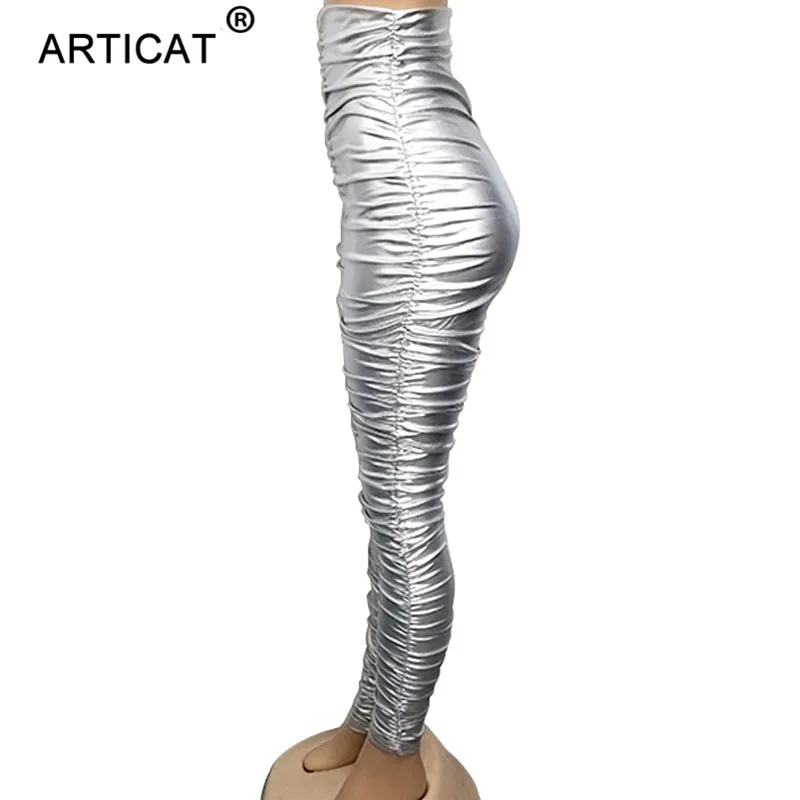 12121915919_892403295