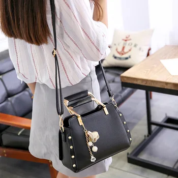 

New handbag fashion handbag simple pearl pendant shoulder diagonal bag