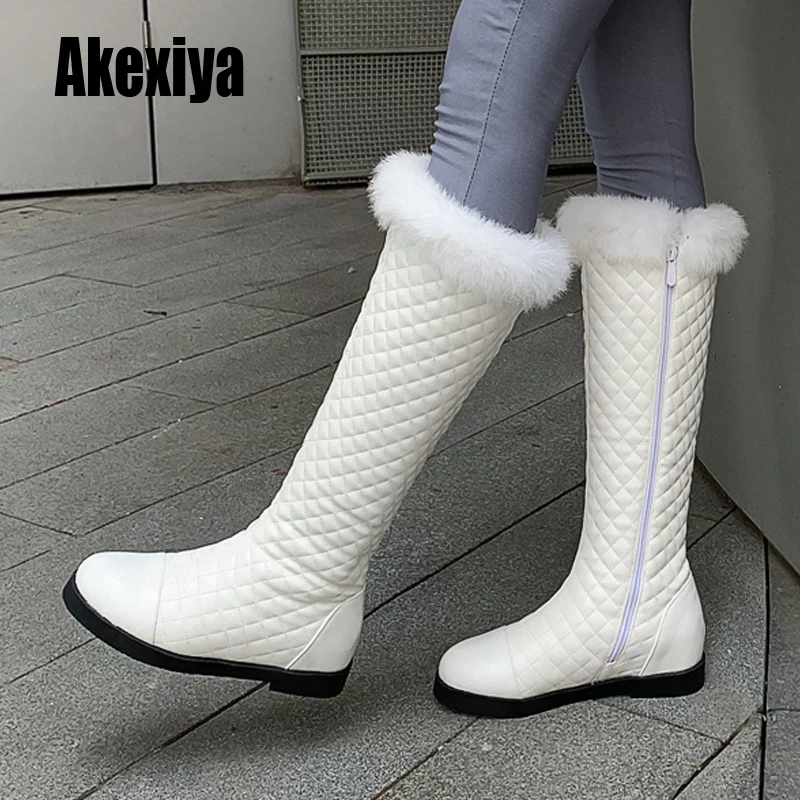 Ceny Czarne skórzane buty do kolan kobiet na niskim obcasie kolana buty kobieta buty motocyklowe śniegowce zimowe z futra buty duży rozmiar k850