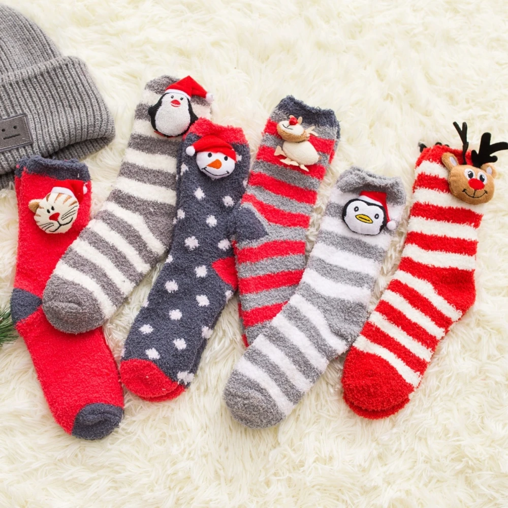 Домашние эластичные мягкие носки-тапочки для женщин и девочек; вязаные хлопковые зимние теплые рождественские носки; бархатные рождественские подарочные носки кораллового цвета с героями мультфильмов