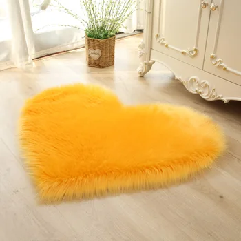 Carpet In The Living Room Large Rugs Plush Heart Shaped Non-Slip Bedrooom Modern Carpet Furry Floor Mat Children's Room Decor