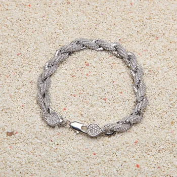 

Hip Hop Ice Crystal Cubic Zircon Twisted Rope Chain Jewelry Micro Inlay Zirconium Men Fashion Personality Wild Bracelet Gift