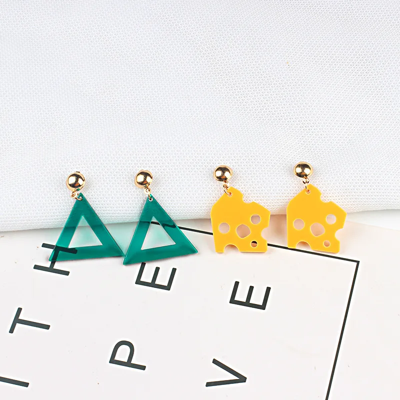 9235189570_1571512077