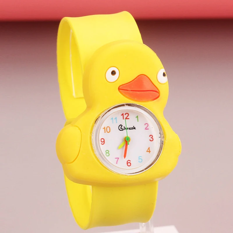 Cute Yellow Duck Watch Children Boy Girl Students Watch Clock Gift Silicone Tape Patted Wrist Kids Digital Electronics Watches afbeelding
