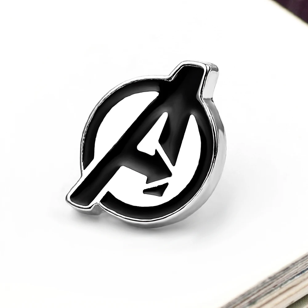 Логотип Мстителей, буква А, значок, броши Marvel, Супер герои, эмалированные значки на булавке, брошь, пальто, рюкзаки, этикетка, подарки, ювелирные изделия, фанаты - Окраска металла: Sign